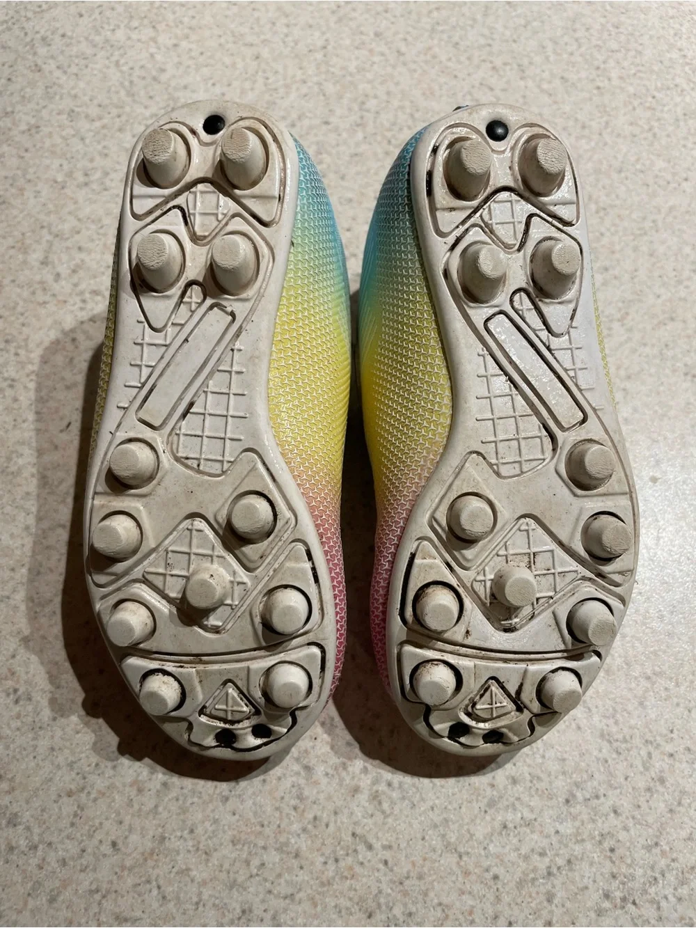 BRAVA Kids' Rainbow Soccer Shoes